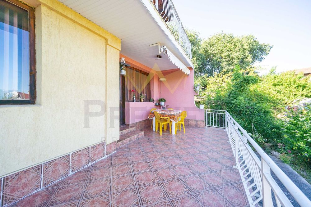 Къща в Добрич, област-гр.Балчик площ 152 цена 159000