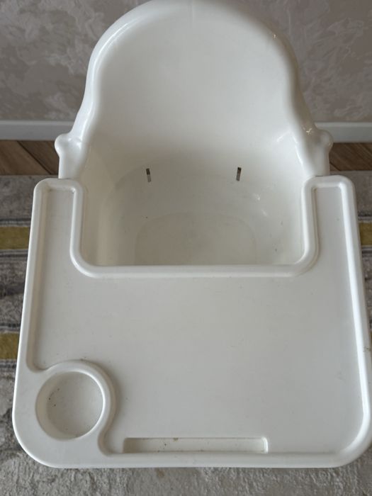 Детский стол для кормления