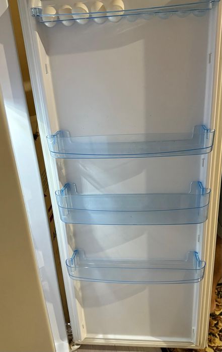 Холодильник Бирюса