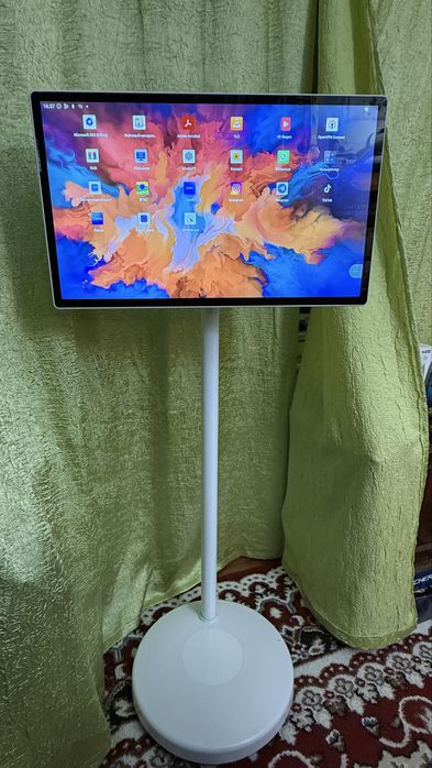 Планшет на стойке 24 диагонали