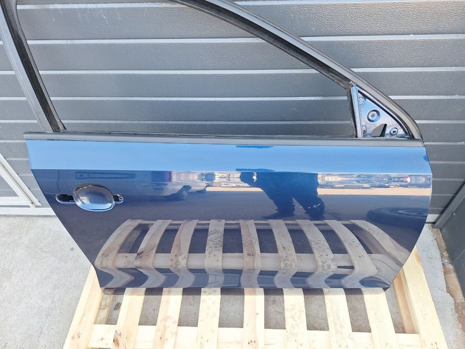 Usa Portiera Fata Dreapta Volkswagen Jetta Iv 162, 163, Av3, Av2