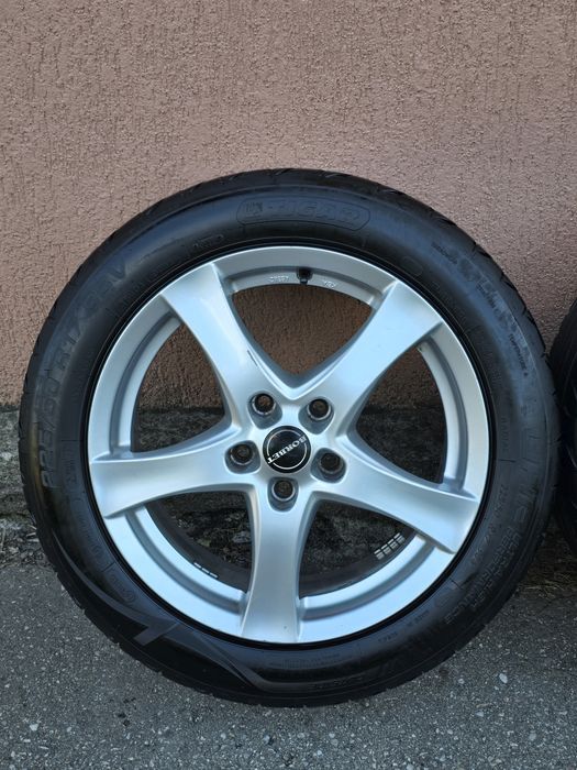 Vând set anvelope cu jante Tigar 225/50 R17