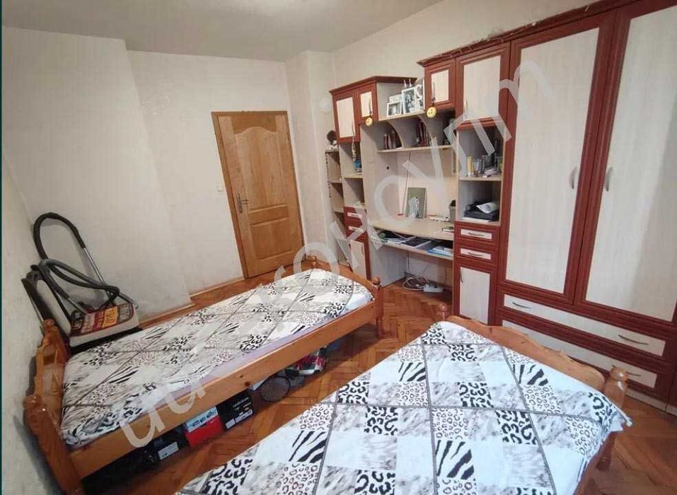 Продава се Тристаен апартамент в Велико Търново, Колю Фичето - 85 кв.м за 1564 €/кв.м - Снимка #6