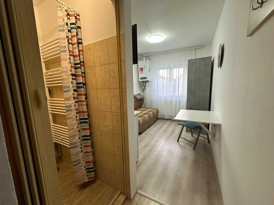 Proprietar inchiriez garsoniera in Calea Girocului cu centrala pe gaz.