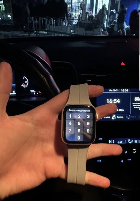Продам apple watch se продам