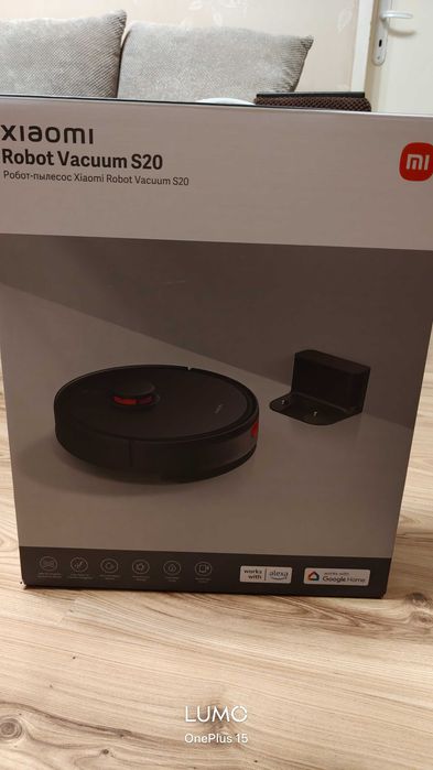 Прахосмукачка-робот Xiaomi S20 черна+ подарък.