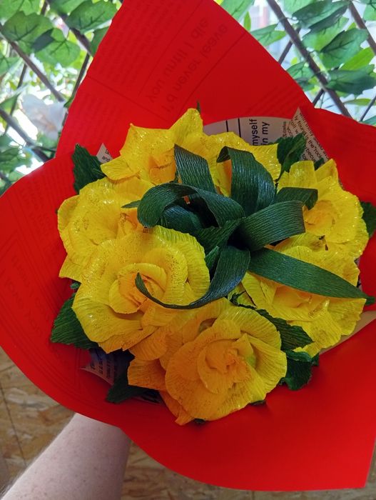 Flori din hârtie floristică,un cadou ce ține mult