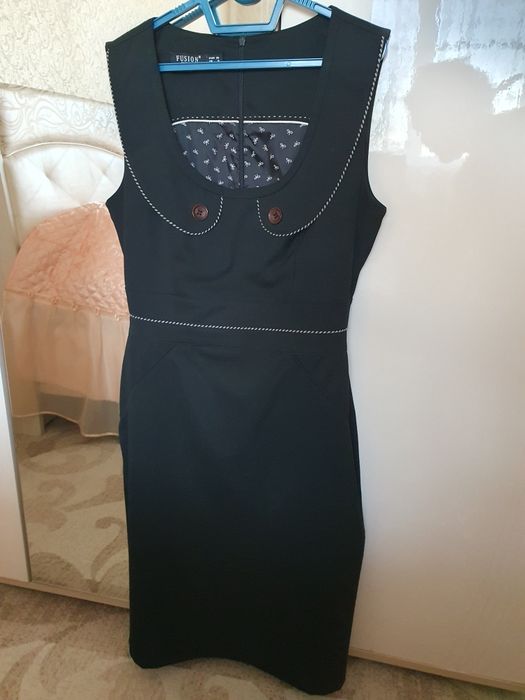 Платье и офисный сарафан