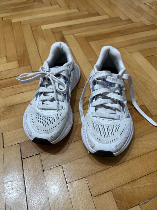 Маратонки Adidas