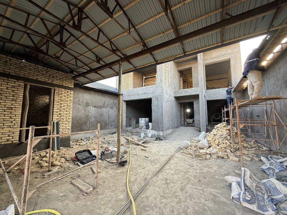 2,5 sotixli hovli sotiladi