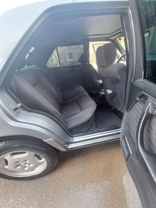 Продается Мерседес W124