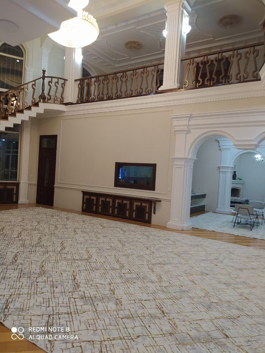 Срочна Уй сотилади ёки богча учун арендага берилад . Хувайдо махалла.