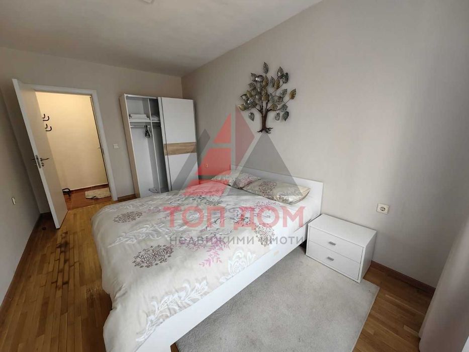 Дава се под наем Тристаен апартамент в Варна, Център - 135 кв.м за 1000 € - Снимка #10