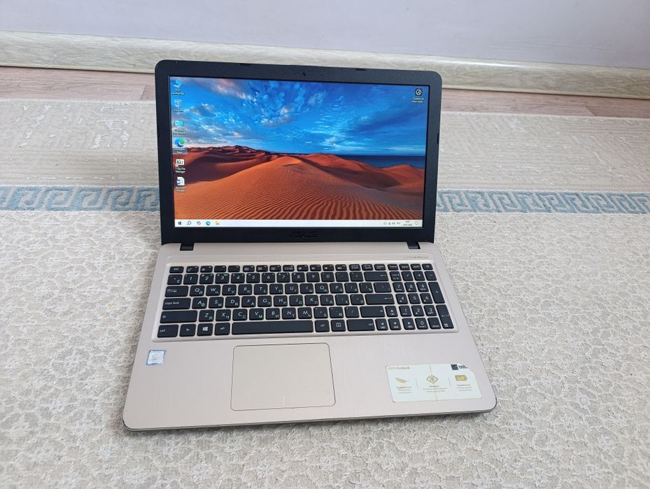 Ноутбук Asus Core i3 7020u