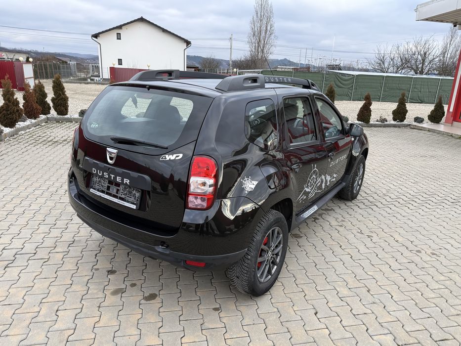 DACIA DUSTER 4X4 LAUREATE 1.5dCI 109 cai navigatie jante Facelift Top