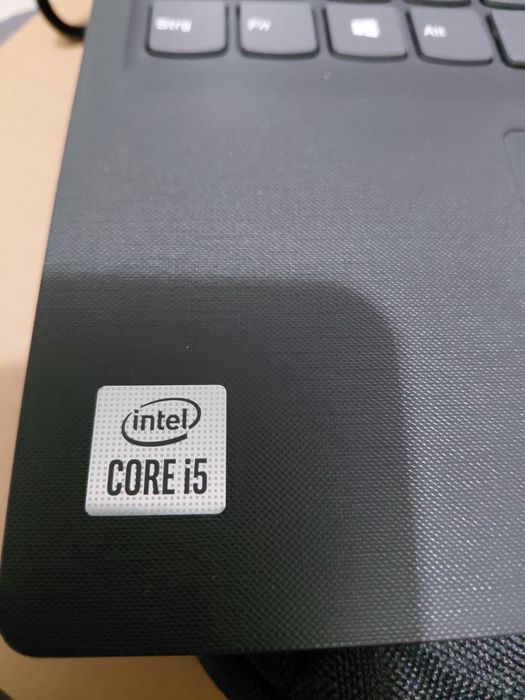 Lenovo i5 256gb 8gb ram