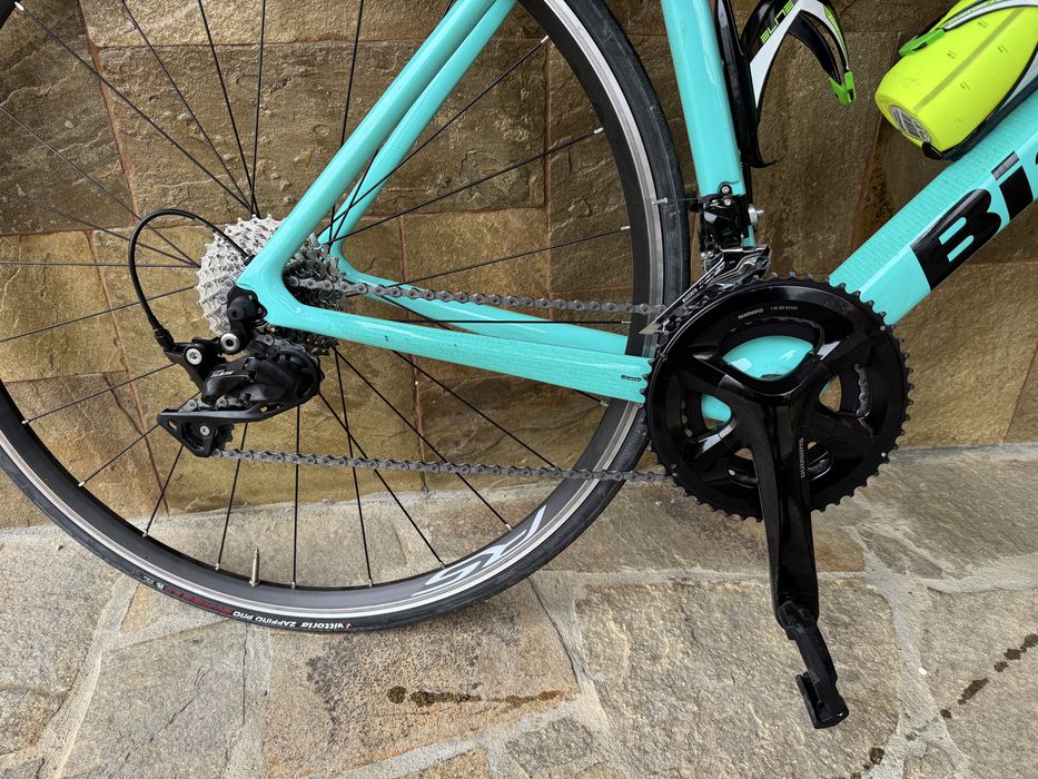 Карбонов шосеен велосипед BIANCHI  SPRINT