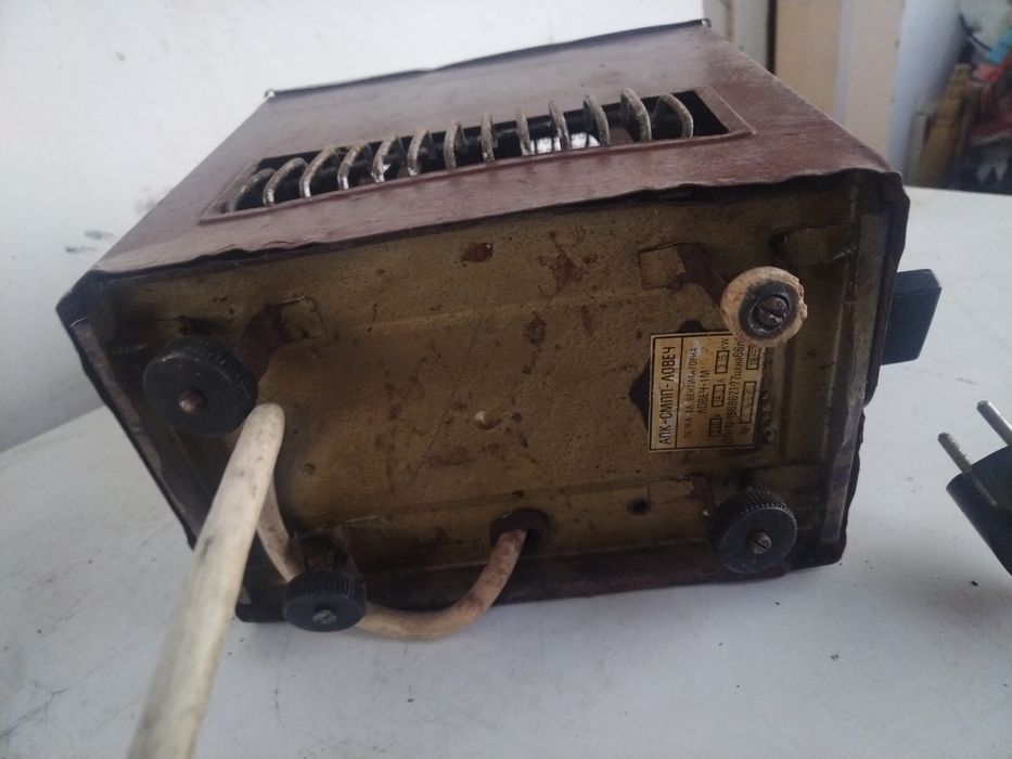 Печка Ел. Вентилаторна за отопление керамични реотан
Идеален за отопле