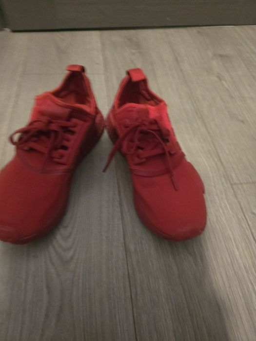 Adidas Boost (nu jordan, nu nike, nu versace, nu amiri, nu dolce)