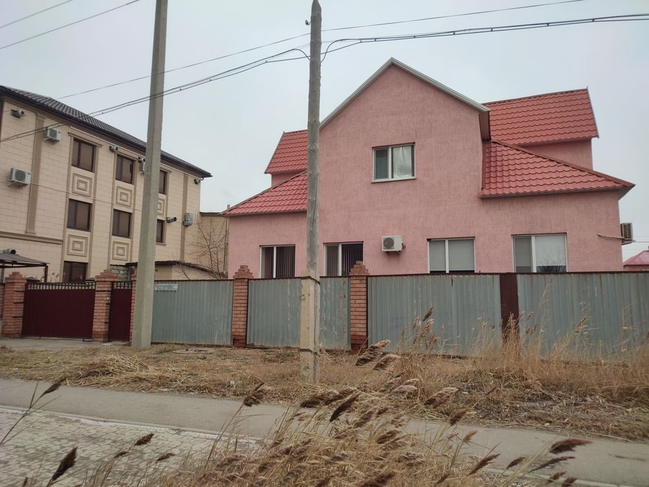 Продам дом мансард в центре города