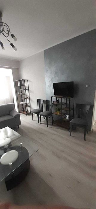 Продаваме Двустаен Апартамент В Зона б 18