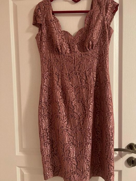 Rochie dantela roz