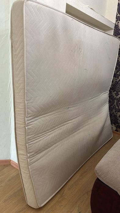 Продам матрас 180×200