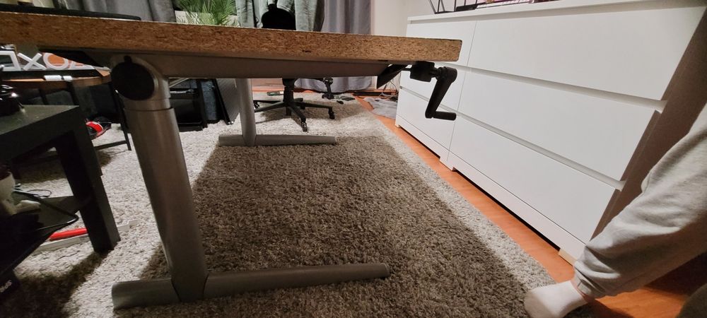 Birou reglabil pe înălțime manual 130x75