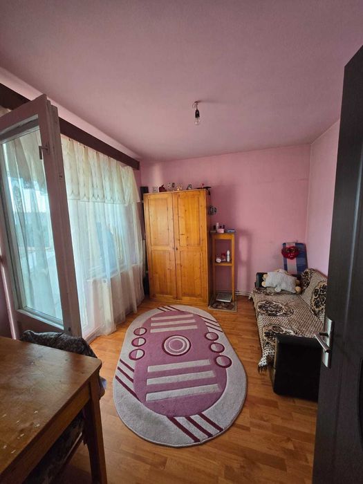 Apartament cu 3 camere