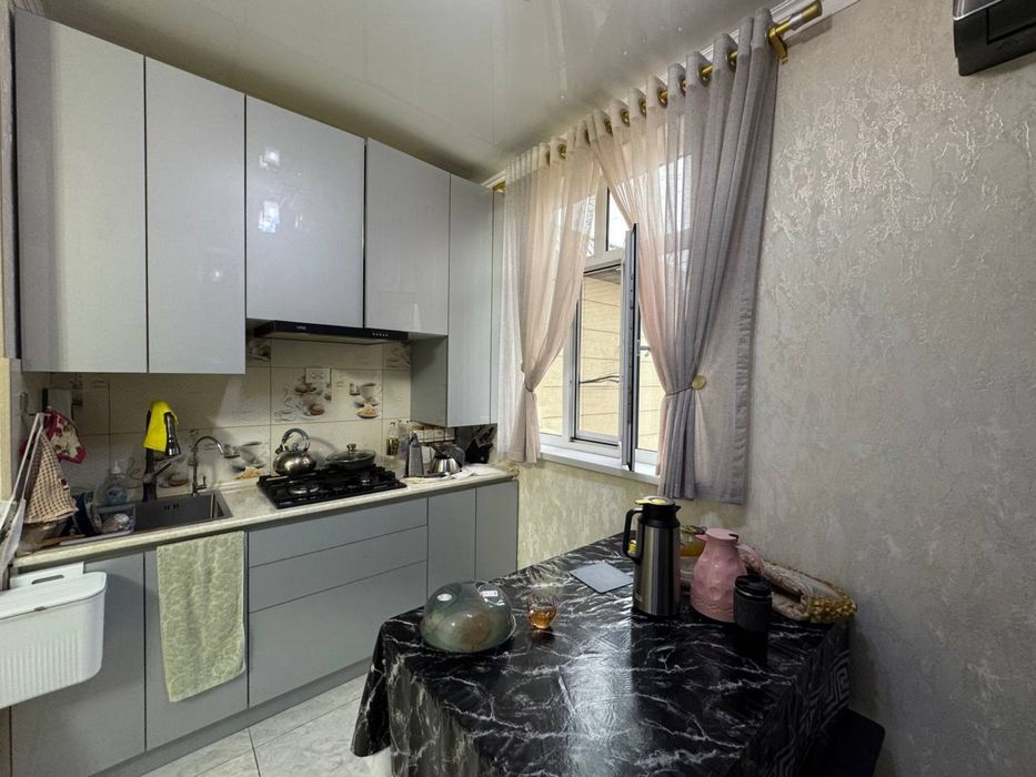 Продается коттедж не далеко от Рисового базара