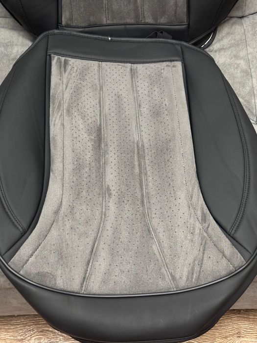 Продам чехлы на машину новые