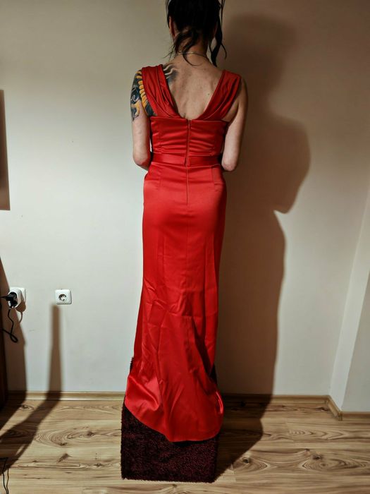 Дамска официална рокля