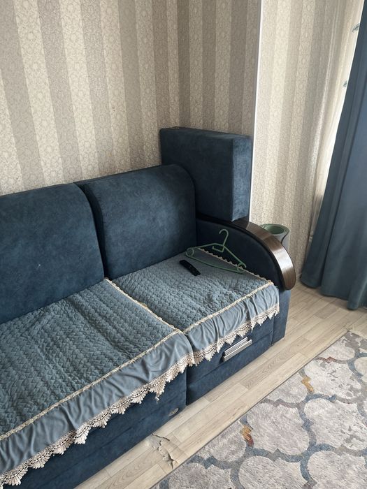 Продам диван уголок