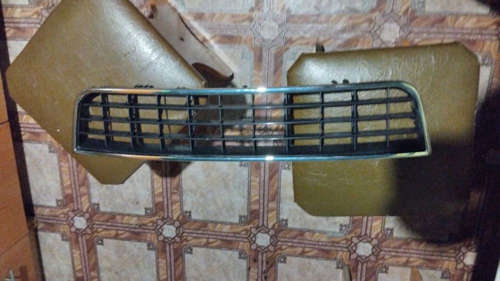 Решётка бампера audi a6