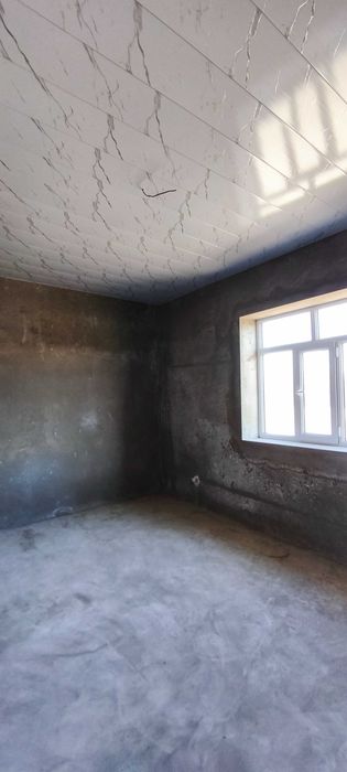 Уй сотилади Сирдаре тумани ЖБИ томонда