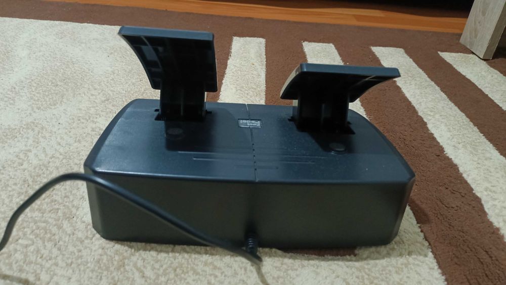 !URGENT!.     Volan gaming myria mg7400