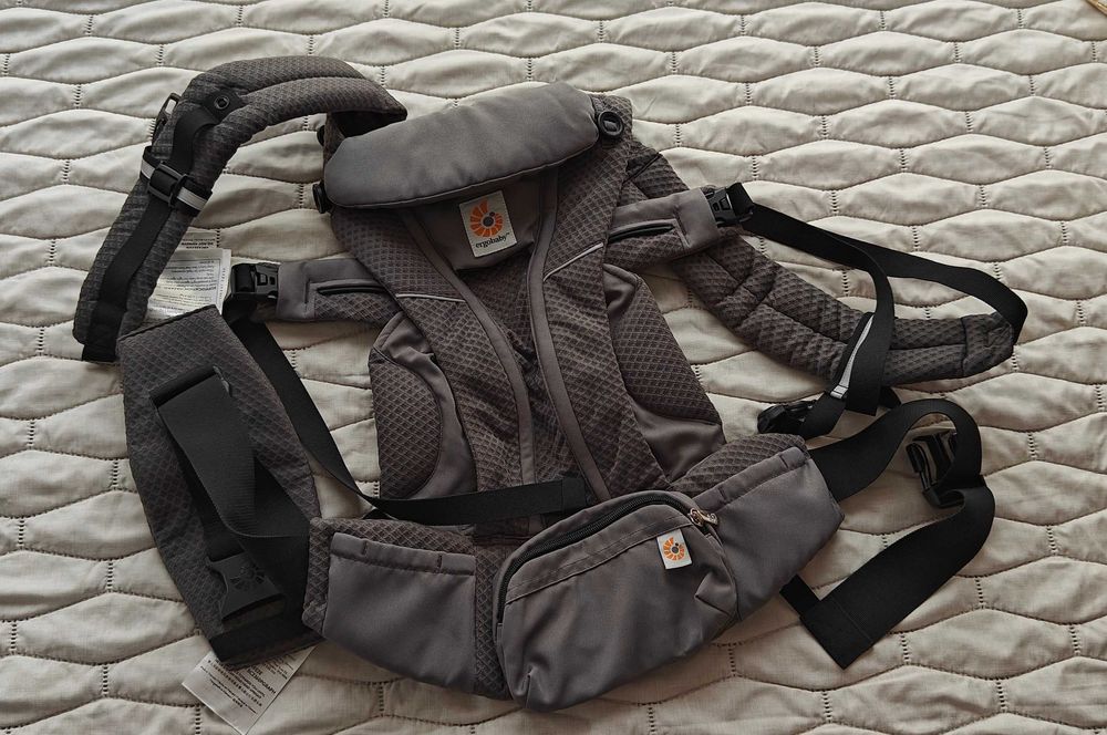 Ergobaby Omni Breeze Graphite Grey