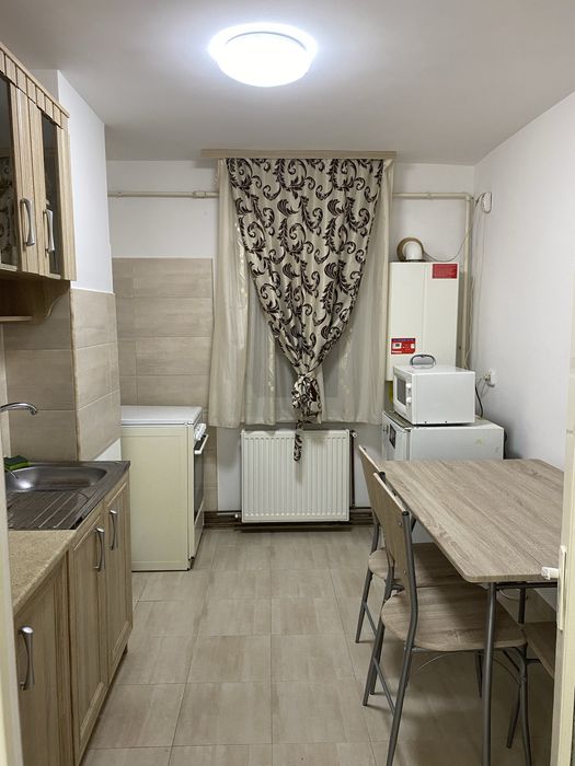 Închiriez apartament 2 camere Râșnov