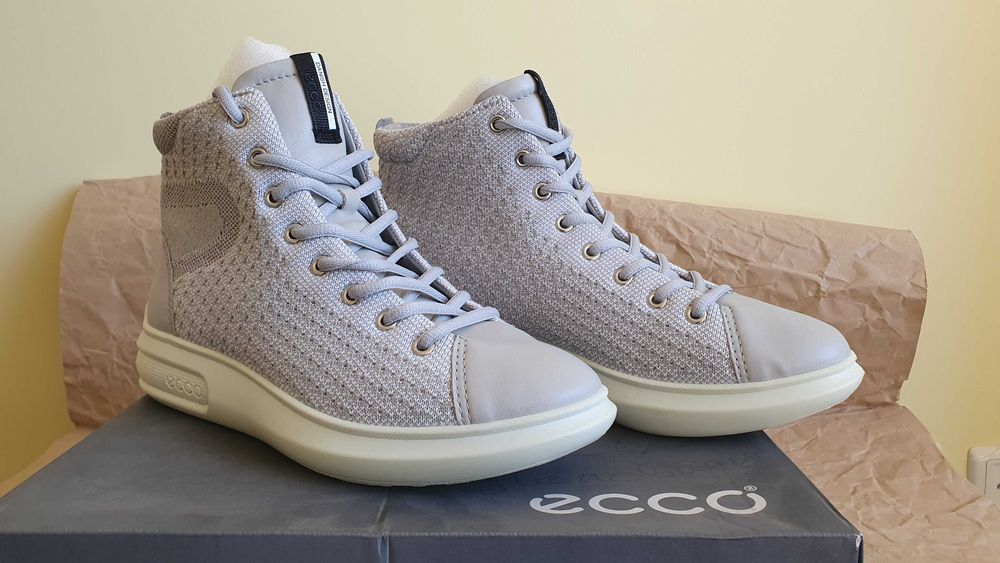 Дамски кецове "ЕССО" размер№ 37.