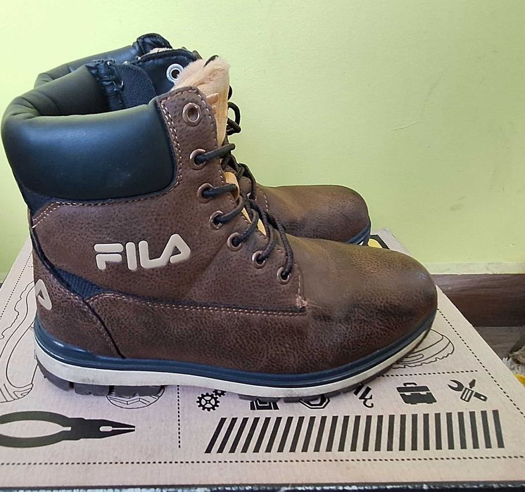 юношески спортни обувки много запазени