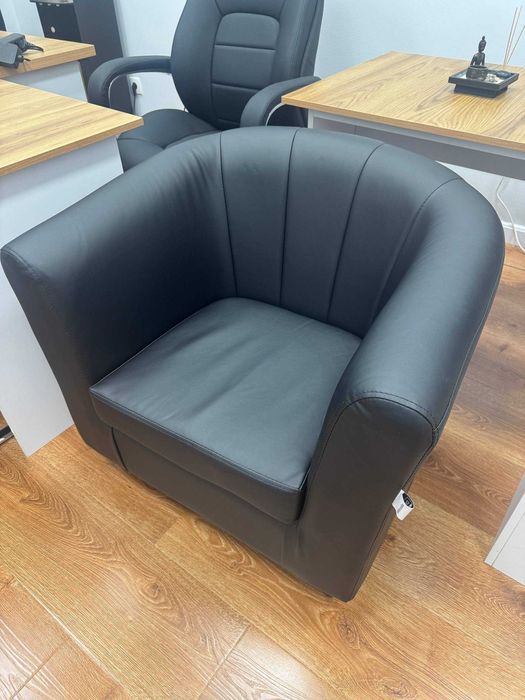 Диван и кресла для зоны ожидания