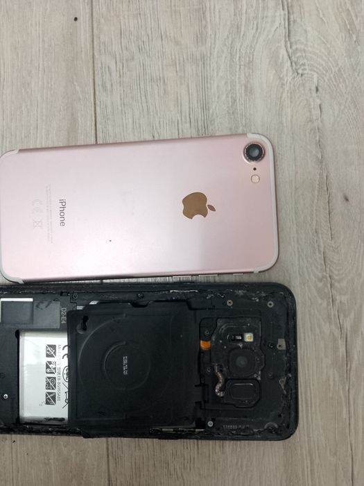 Айфон 7 и Самсунг с8+