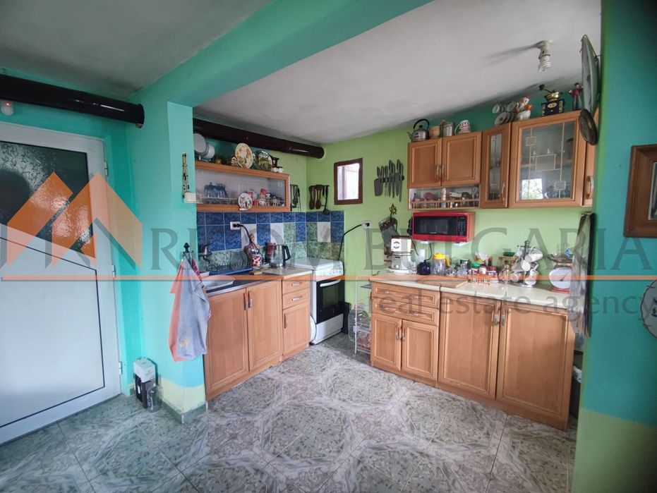 Продава се Къща в с. Китка, Област Варна - 338 кв.м за 409 €/кв.м - Снимка #3