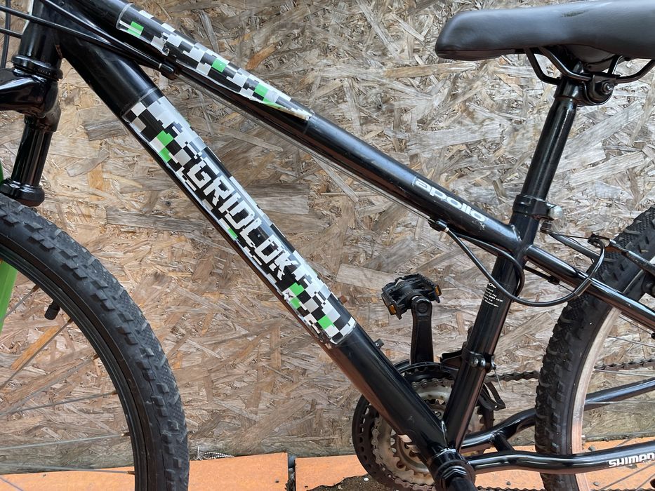 Bicicleta apollo gridlock roti 24”