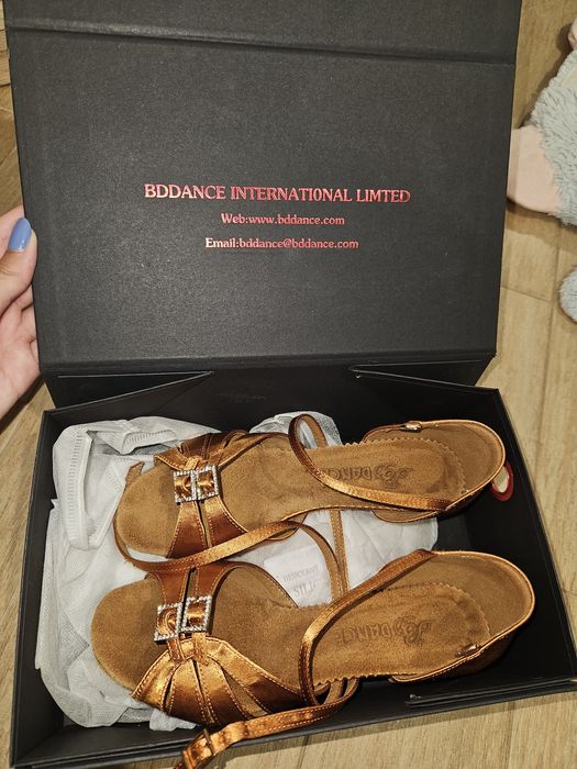 Pantofi dans sportiv