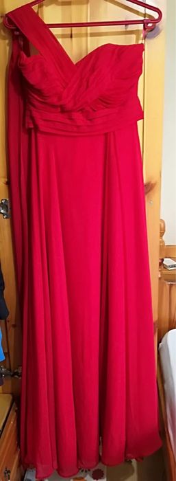 Официална червена рокля