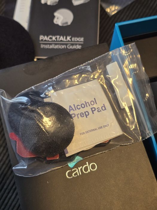 Cardo Packtalk Edge.