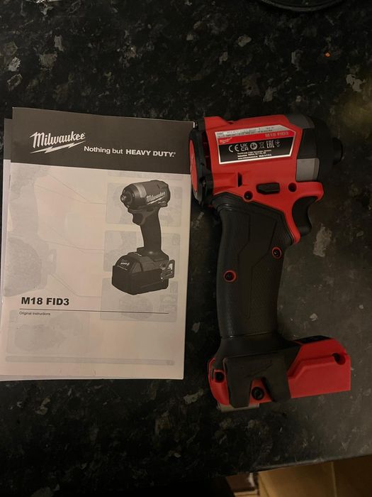 Milwaukee m18 fid3