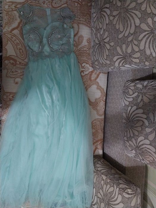 Платье. Женское.