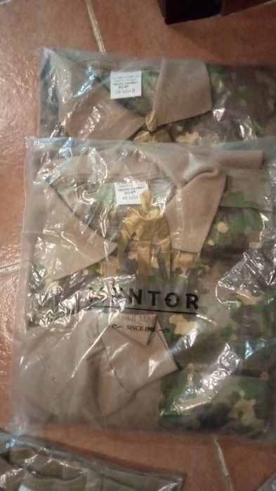 Tricouri și bluza mânecă lungă armata